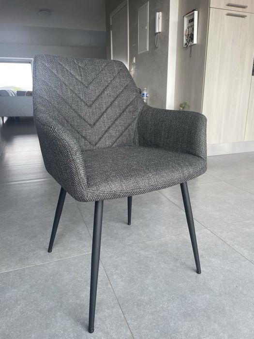 Conjunto de 4 cadeiras novas