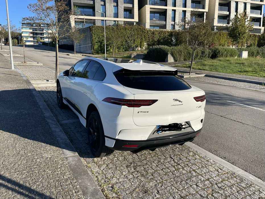 Jaguar I PACE - nacional