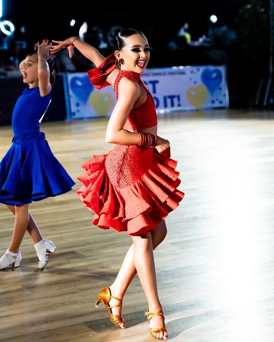 Сукня для бальних танців (латина)