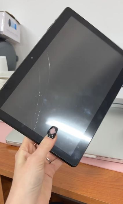 Продаю планшет! Рабочий