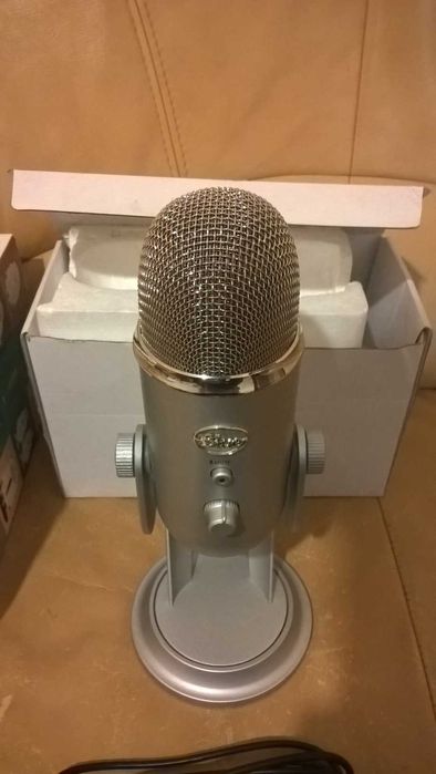 Mikrofon streaming BLUE Yeti USB Silver Srebrny