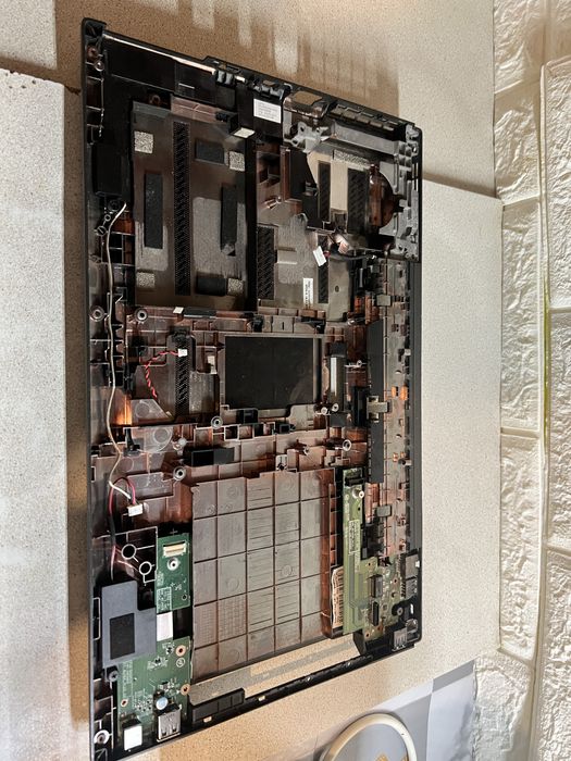 2 Материнські  плати і нижній корпус Lenovo L540