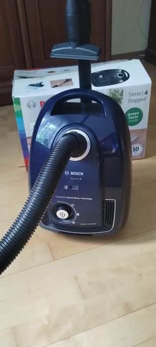 Odkurzacz Bosch BGL38BU1 Serie 4