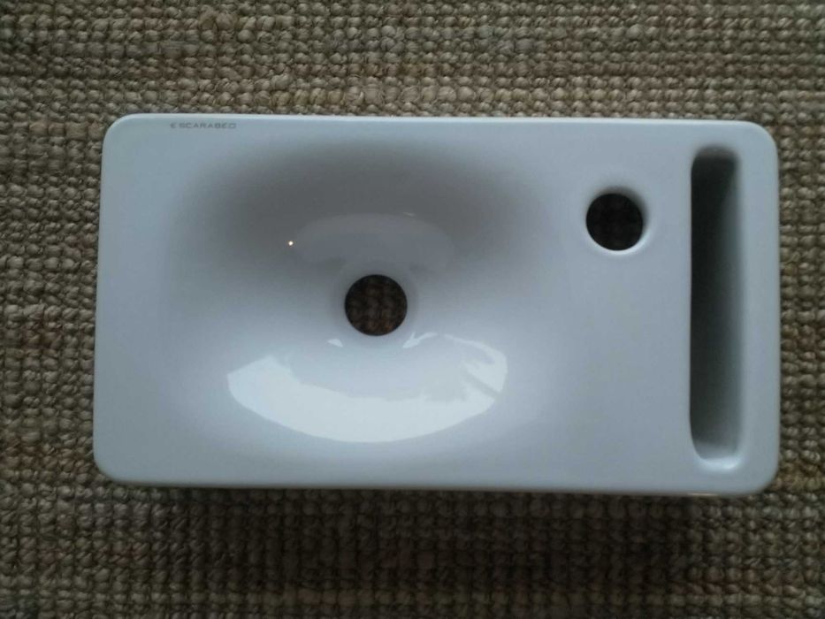 Włoska designerska umywalka SCARABEO HUNG