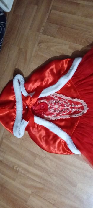 Várias Fantasias, vestidos,  disfarces e acessórios de criança