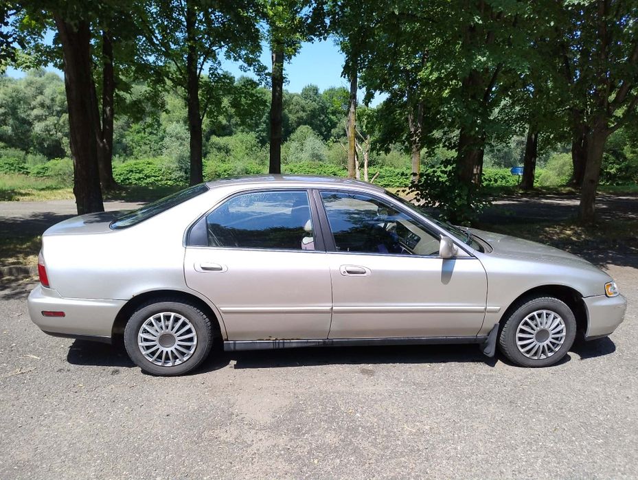 Honda Accord 2.2 Benzyna