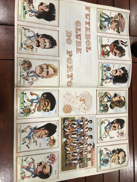 Vintage: Caderneta Arte e Futebol