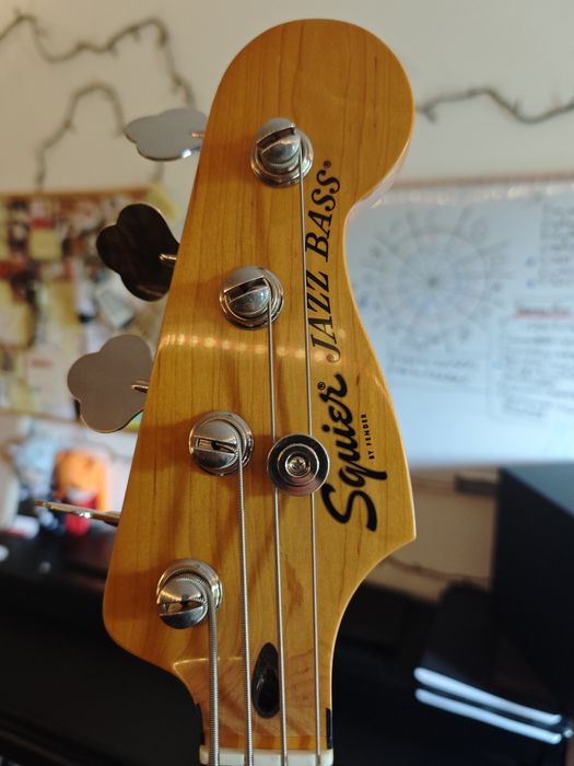 Baixo Squier Jazz Bass Classic Vibe 70s Natural