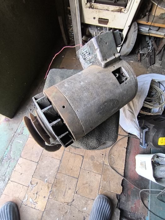 Генератор Икарус