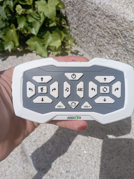 Robô Interativo + Comando