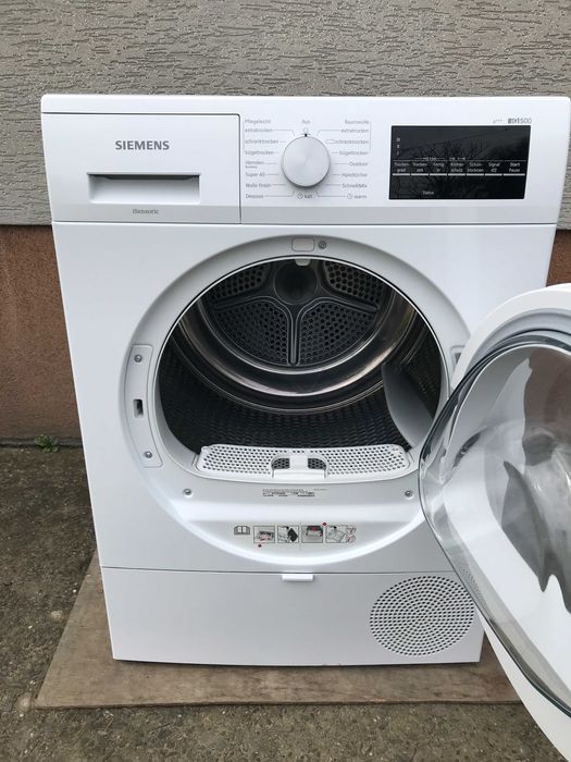 Suszarka Siemens IQ 500 - pompą ciepła - 8 kg. WT47R440