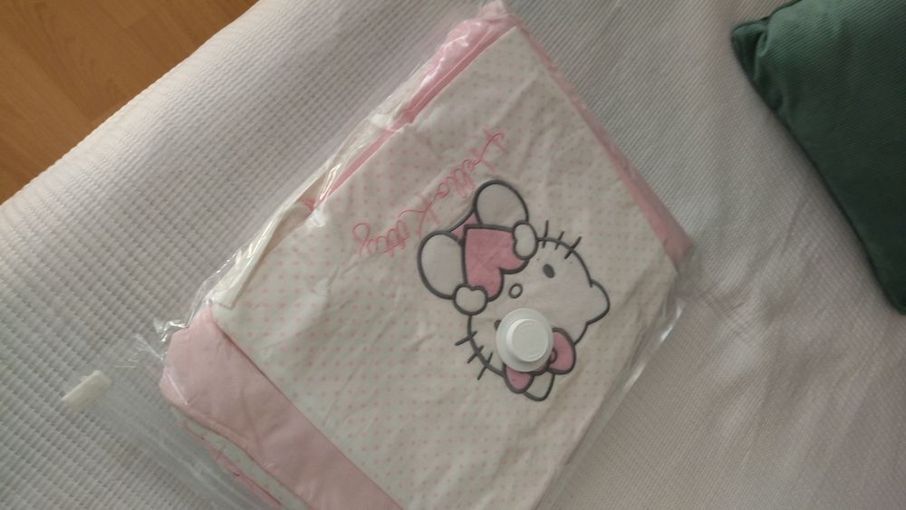 Conjunto Hello Kitty Resguardo Proteção de berço