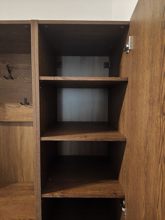 Zestaw mebli / szaf IKEA PAX 201 cm do przedpokoju – 3 moduły, akcesoria, lustro (czarnobrąz)