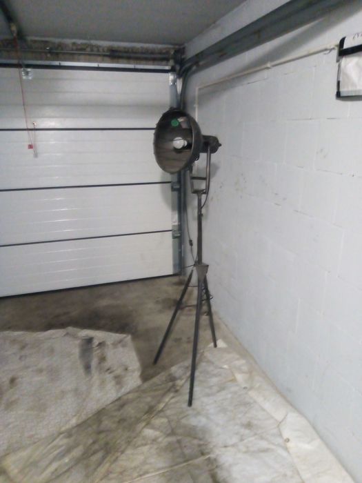 jonsered lampa stojaca na trojnogu