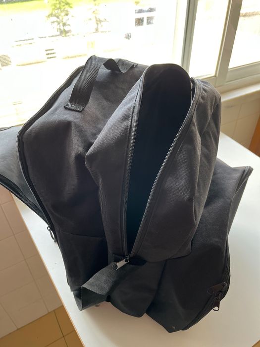 Mochila de grandes dimensões preta