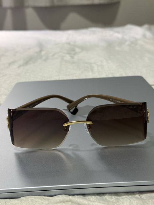 Óculos Miu Miu Castanhos - MODELO NOVO