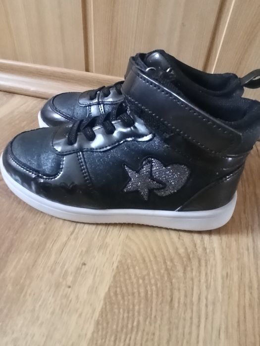 Buty sportowe Sinsay 28