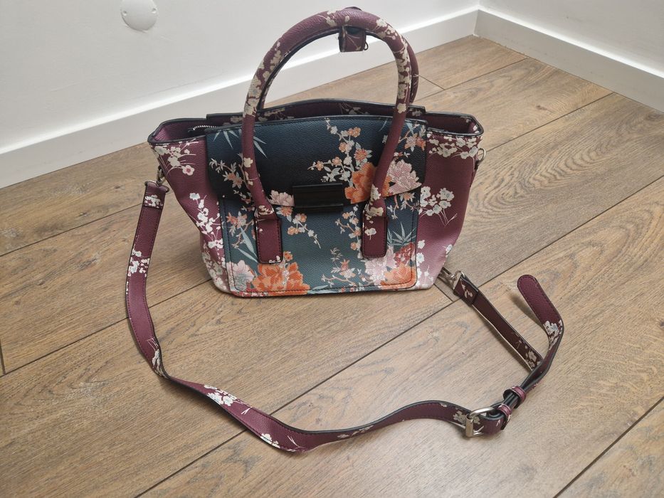 Bolsa parfois bordo com flores