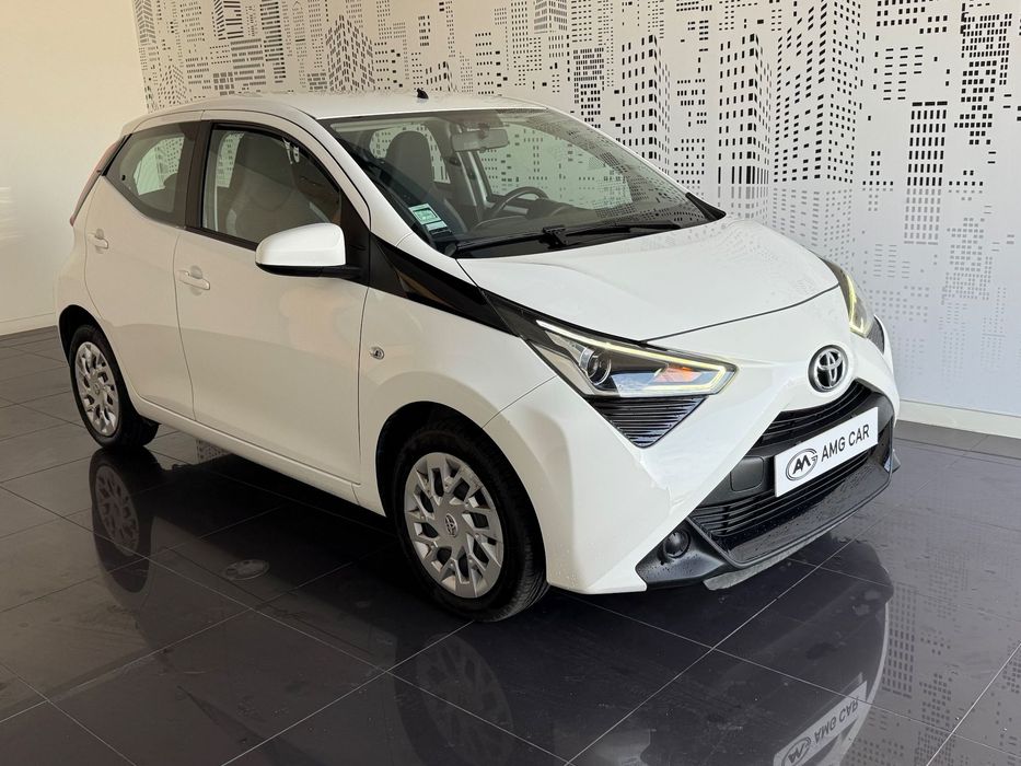 Toyota Aygo 1.0 X-Play Plus