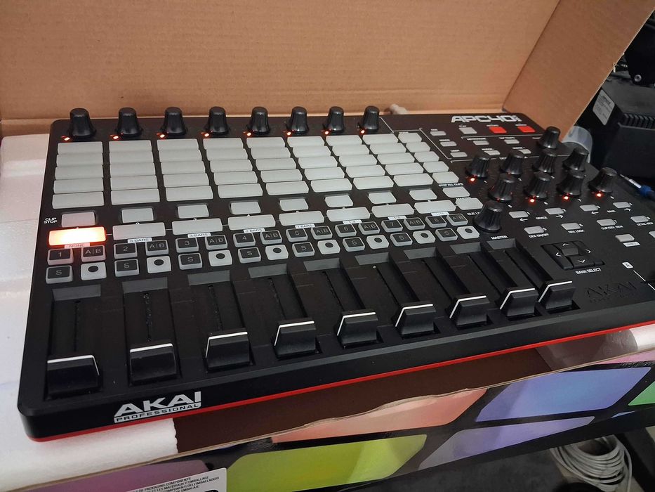 AKAI Professional APC40 MKII
