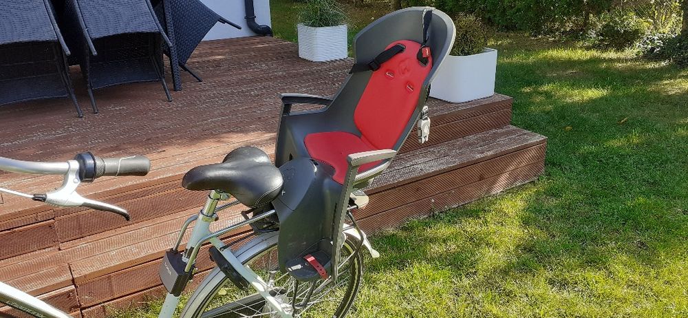 Fotelik dla dziecka  Hamax z 2 bazami