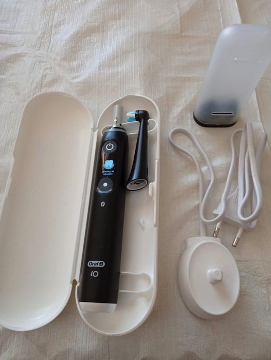 NOVA] Escova Elétrica Oral-B iO Series 4 Black – Nunca Usada