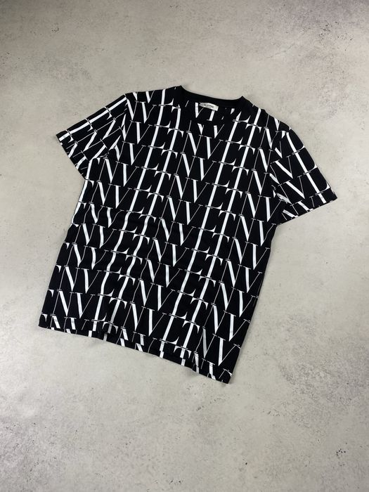 футболка valentino