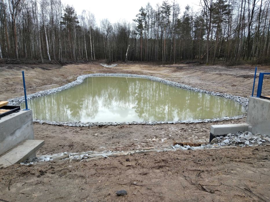 stawy, zbiorniki retencyjne, oczka wodne, melioracja, hydrotechnika