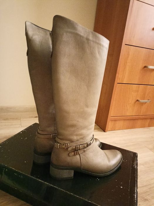 Kozaki skórzane długie damskie