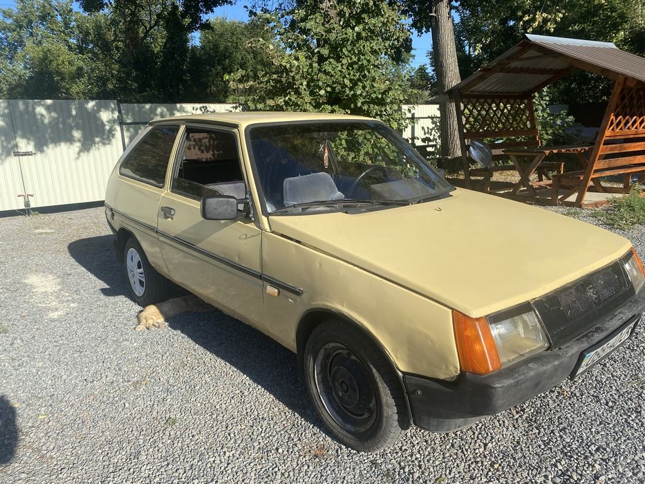 Продам автомобіль ЗАЗ Таврія