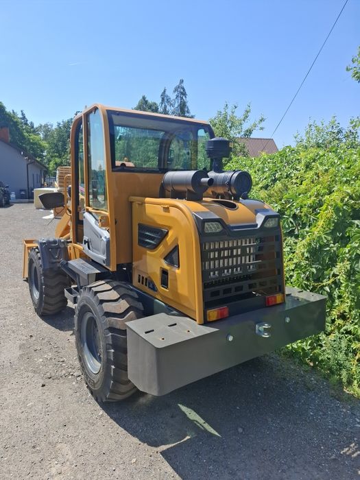 Ładowarka kołowa machpro bobcat jcb