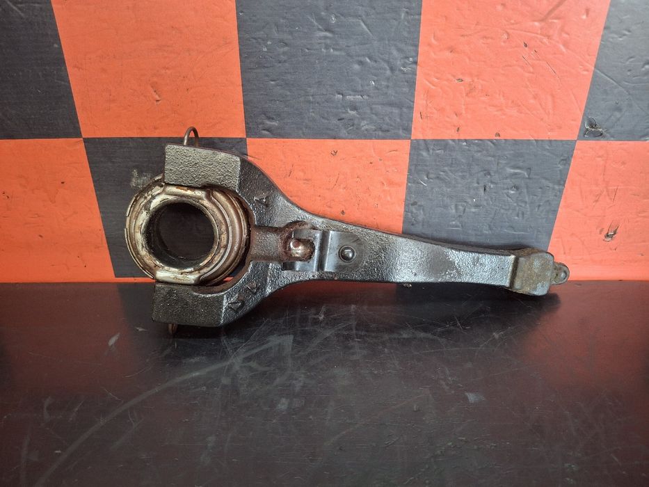 Garfo Embraiagem MITSUBISHI Canter (FB7, FB8, FE7, FE8) VII