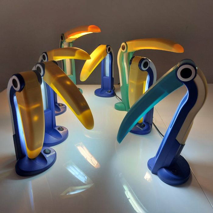Vintage toucan lamp