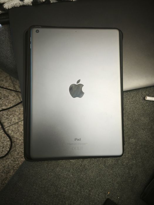 Vários artigos alta tecnologia e qualidade