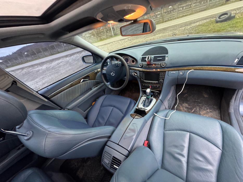 Mersedes w211 Мерседес в 211