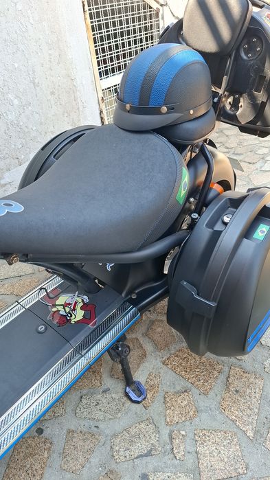 Vendo ou troco  moto eletrica mango steen leia o anúncio