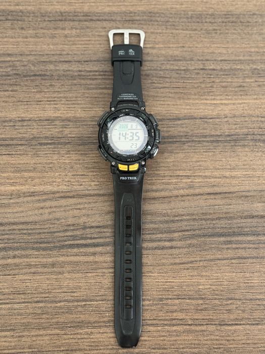Годинник чоловічий Casio PRG-240-1ER