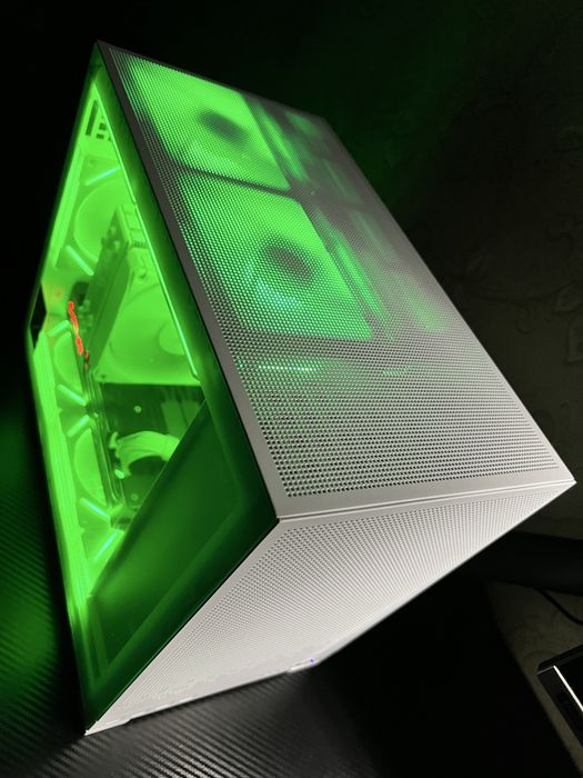 Компактный Игровой ПК/Компьютер  (Новый/Гарантия 2 года)