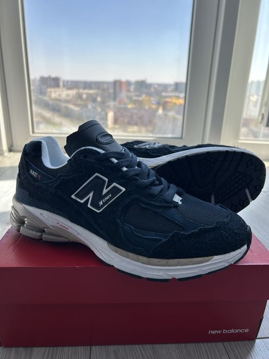 Легкі та стильні чоловічі кросівки!