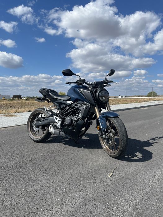 Honda cb125r com garantia