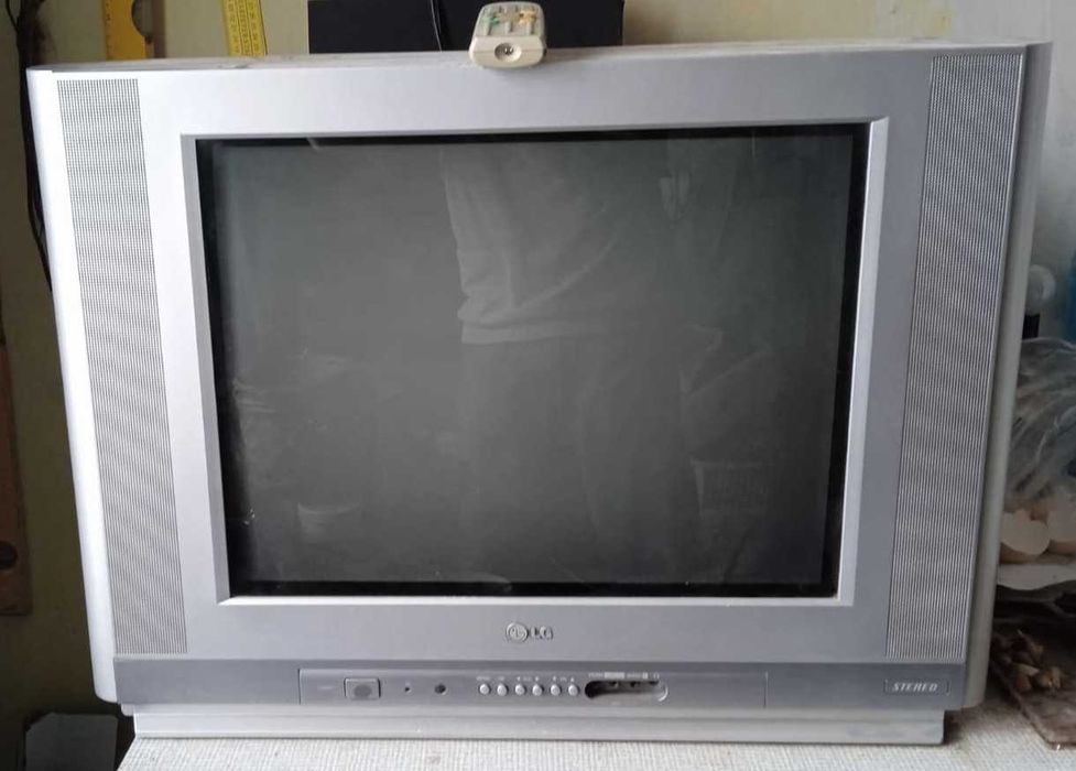 Telewizor kineskopowy 21 cali LG