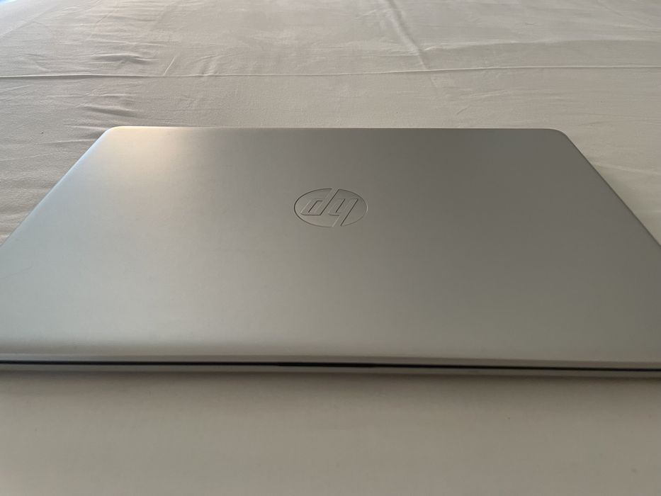 Portátil HP 12GB RAM 512GB