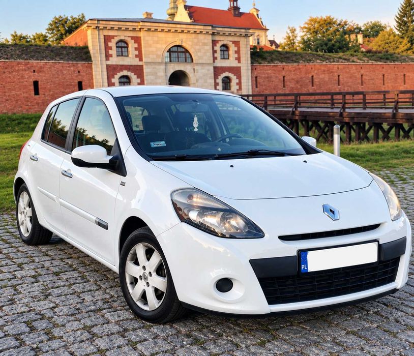 Samochód Renault Clio