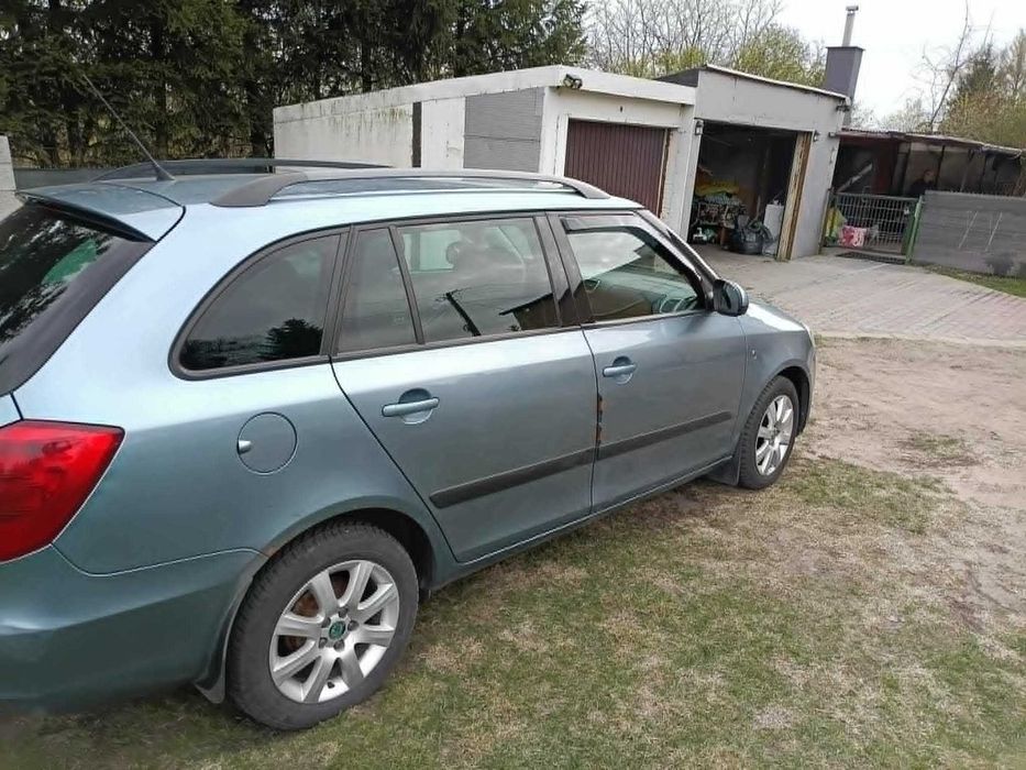 Skoda fabia II 2009 1.4
