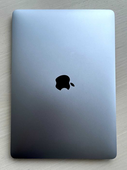 MacBook Pro 13" (2017) — i5 2,3 GHz | 8 GB RAM | 250 GB