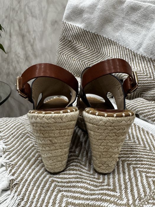 Eleganckie sandały 38 na koturnie espadryle