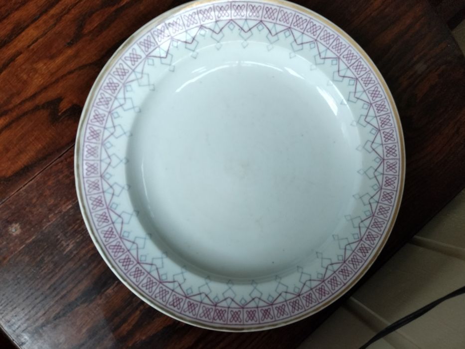 Блюдо. Братья Корниловы. Фарфор