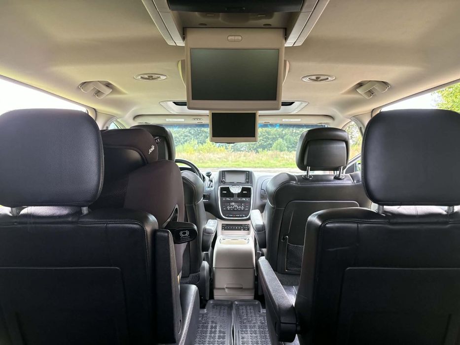 Chrysler Town & Country