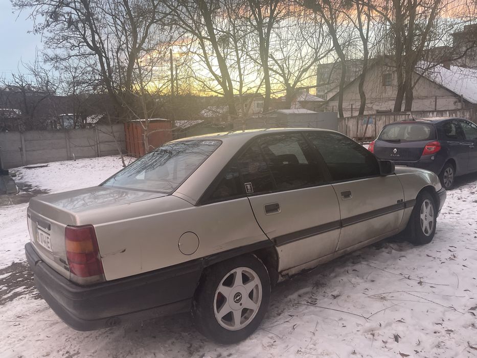 Opel omega A . Опель омега А