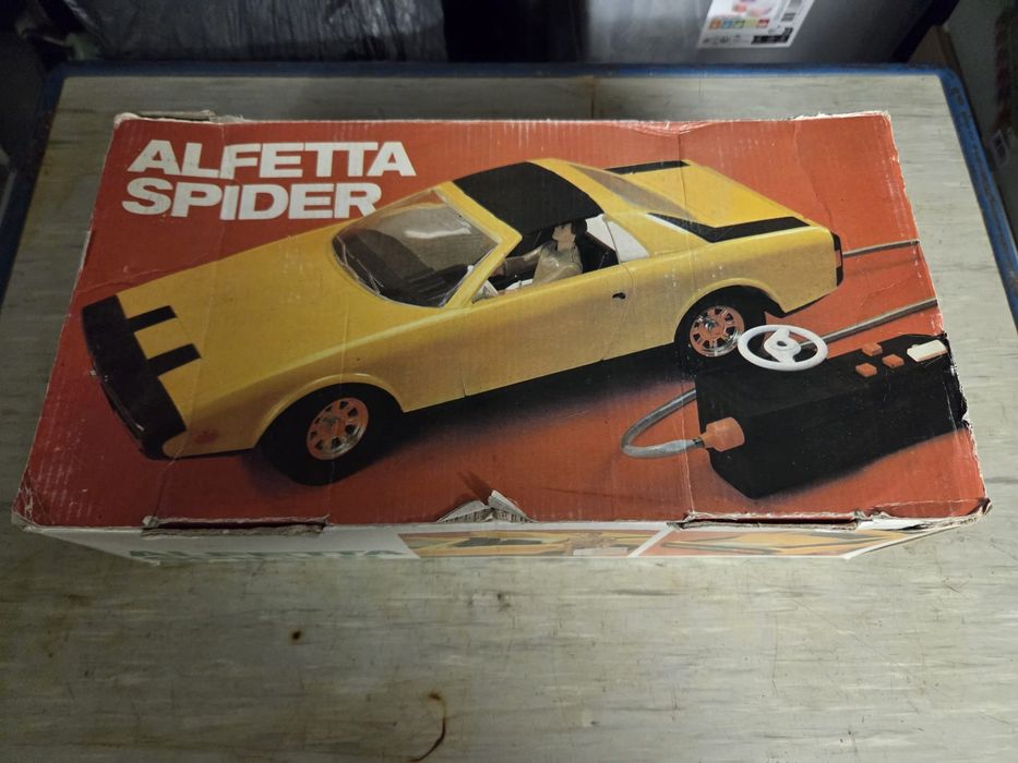 Zabawka na kablu alfetta prl